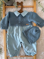 Macacão azul com gorro