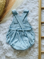 Jardineiras em algodão texturado da Calamaro